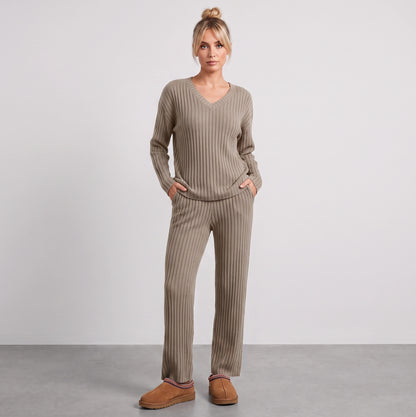 Fien | Dames loungeset met V-hals