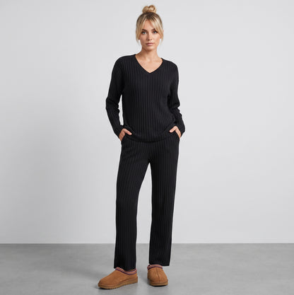 Fien | Dames loungeset met V-hals